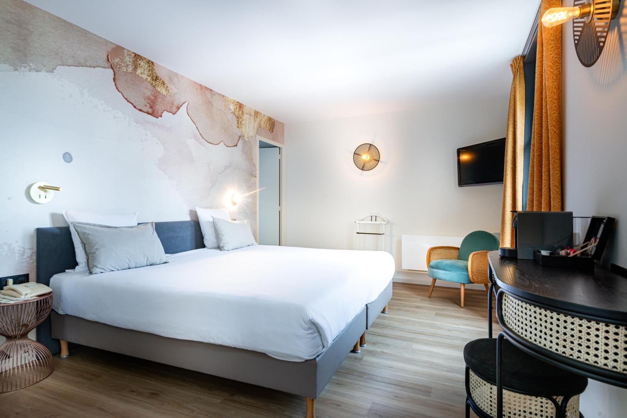 De La Cité Hotel